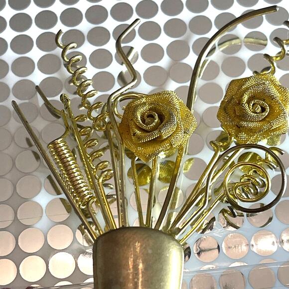 Vintage Gold Tone Floral Arrangement Shaped Brooch Lapel Pin B #18 - Picture 7 of 8